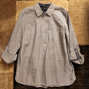 Tommy Hilfiger blue/white seersucker top